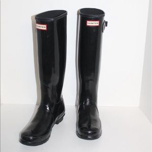 Hunter Tall Glossy Rain Boots Women’s